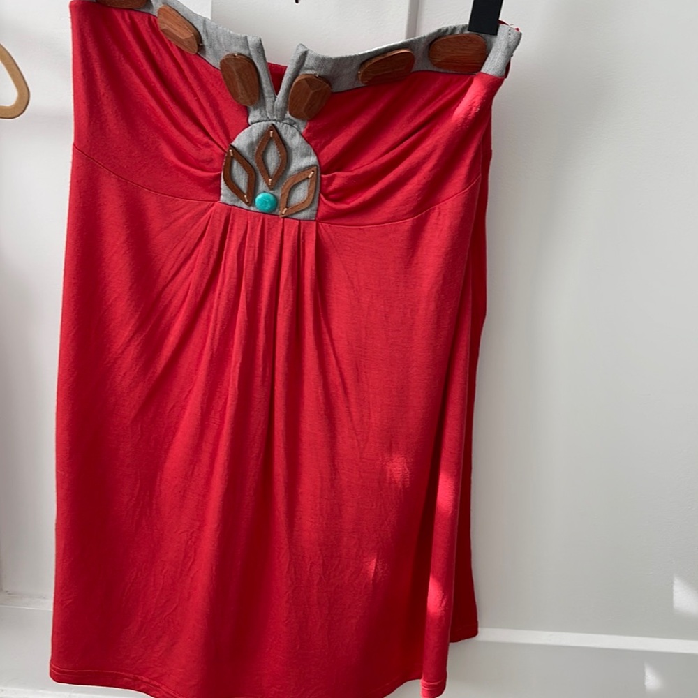 Beautiful strapless top
